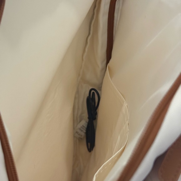 Cream Backpack - Picture 8 of 9